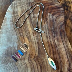 Silver Handmade Lariat Pendant Necklace. Comes with Other Colour Inserts!